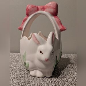 White Bunny Ceramic Basket with Pink Bow